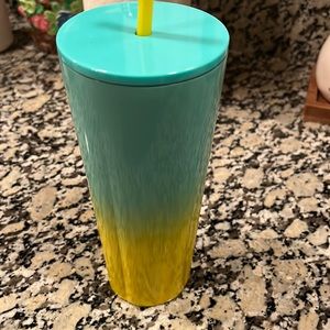 NWOT Starbucks Ombré Straw Cup